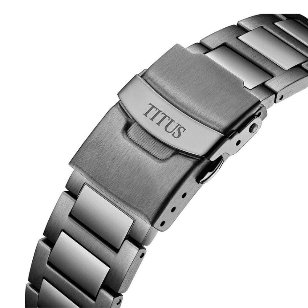 Modernist Chronograph Quartz Stainless Steel Men Watch W06-03331-005