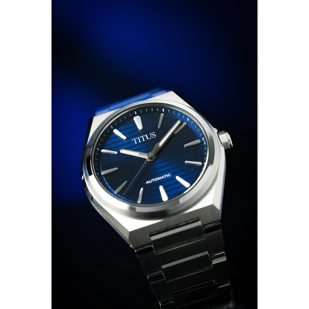 Vinyl 3 Hands Mechanical Stainless Steel Men Watch W06-03402-007