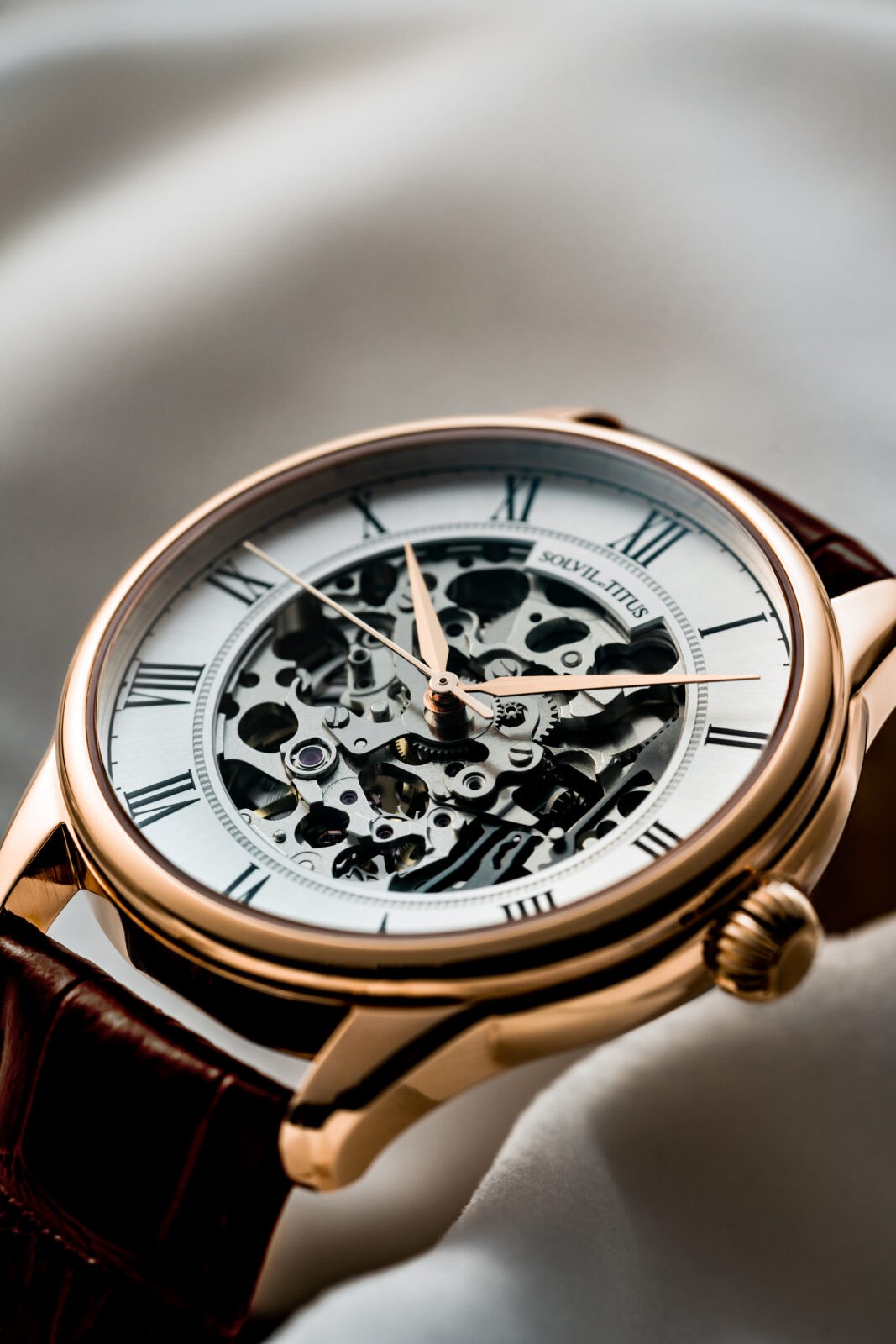 Classic 3 Hands Mechanical Leather Men Watch W06-03234-004