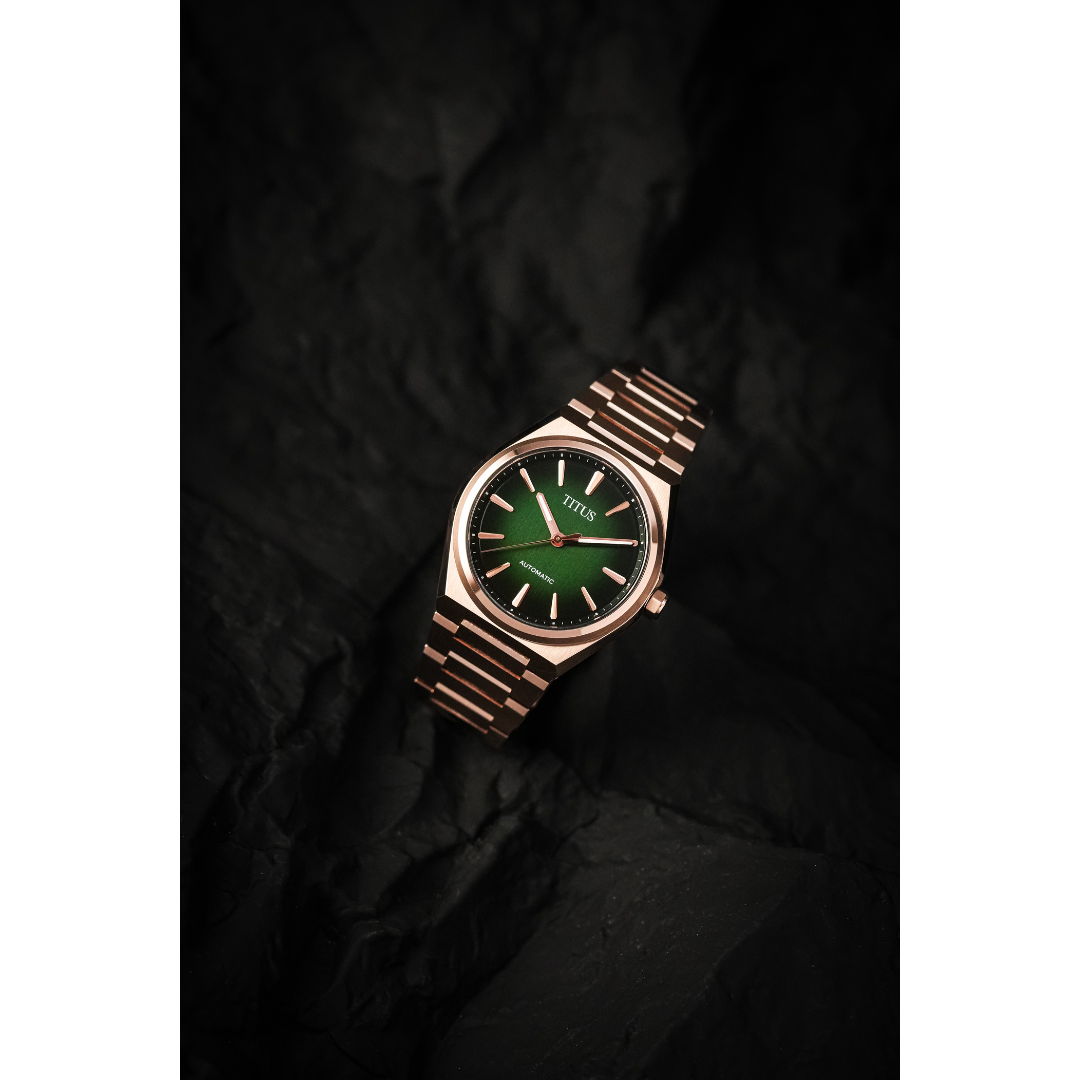 Vinyl 3 Hands Mechanical Stainless Steel Men Watch W06-03402-004