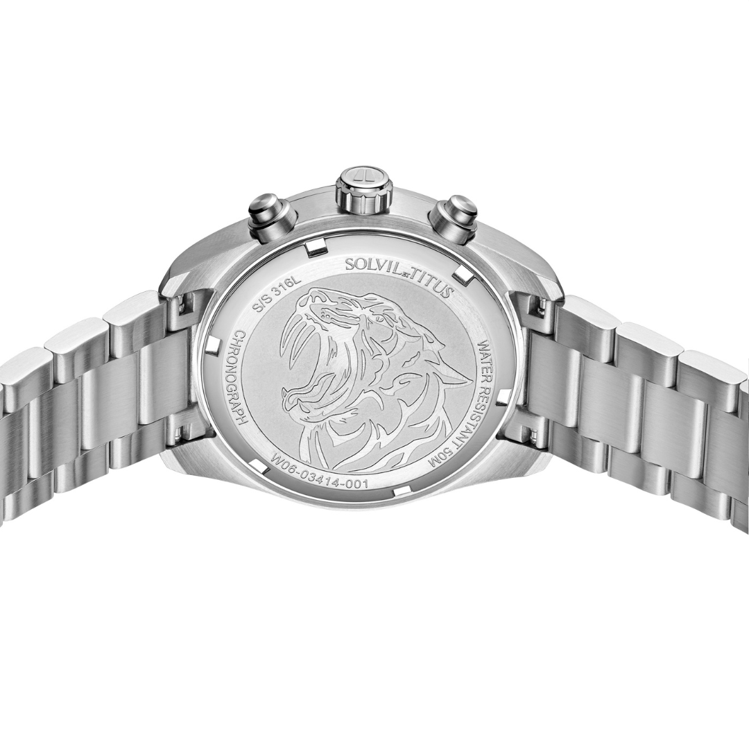 Solvil et Titus Saber Chronograph W06-03414-001 — 316L stainless steel caseback engraved with the saber-toothed tiger motif and Solvil et Titus signature