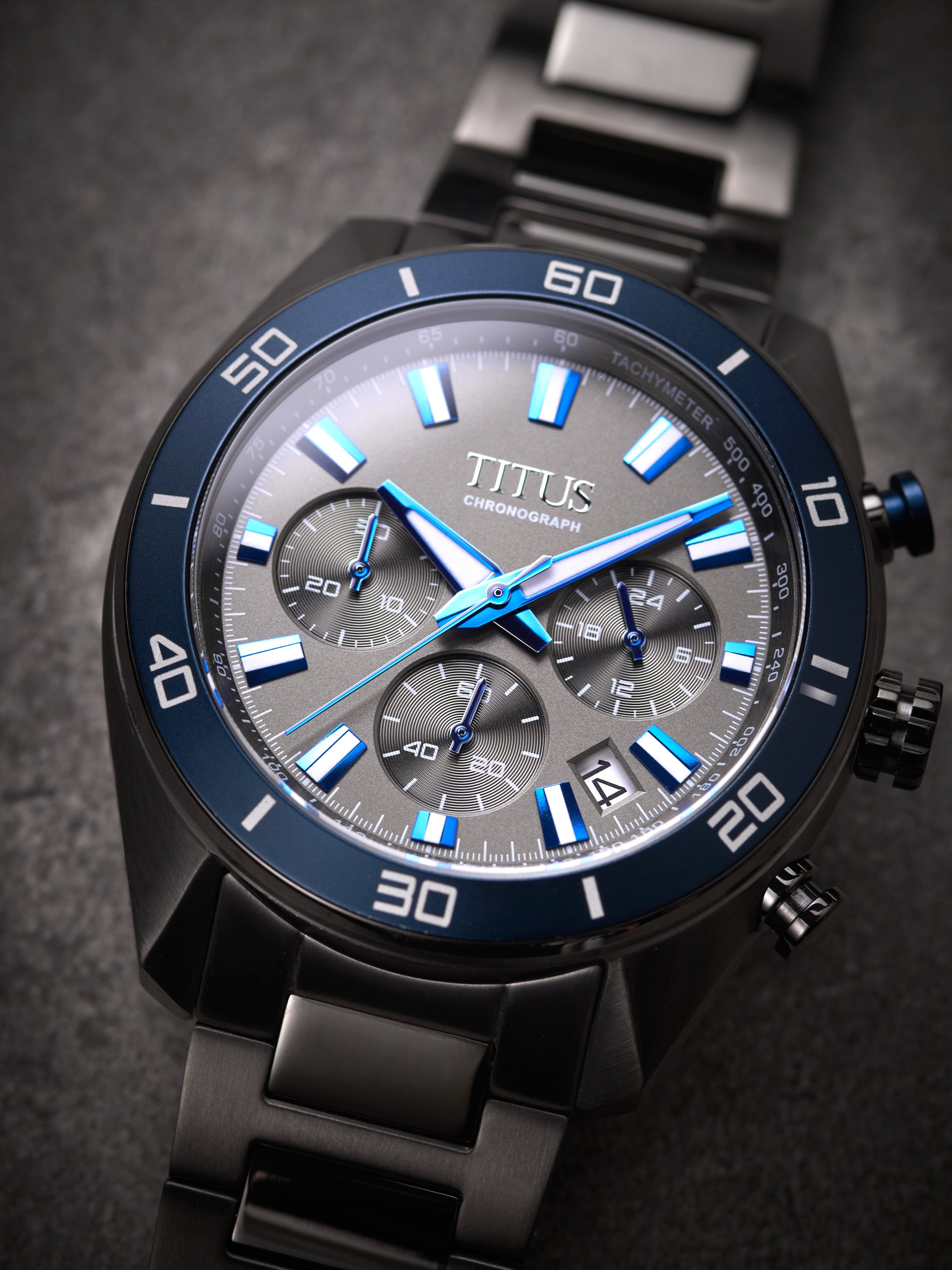 Modernist Chronograph Quartz Stainless Steel Men Watch W06-03265-003